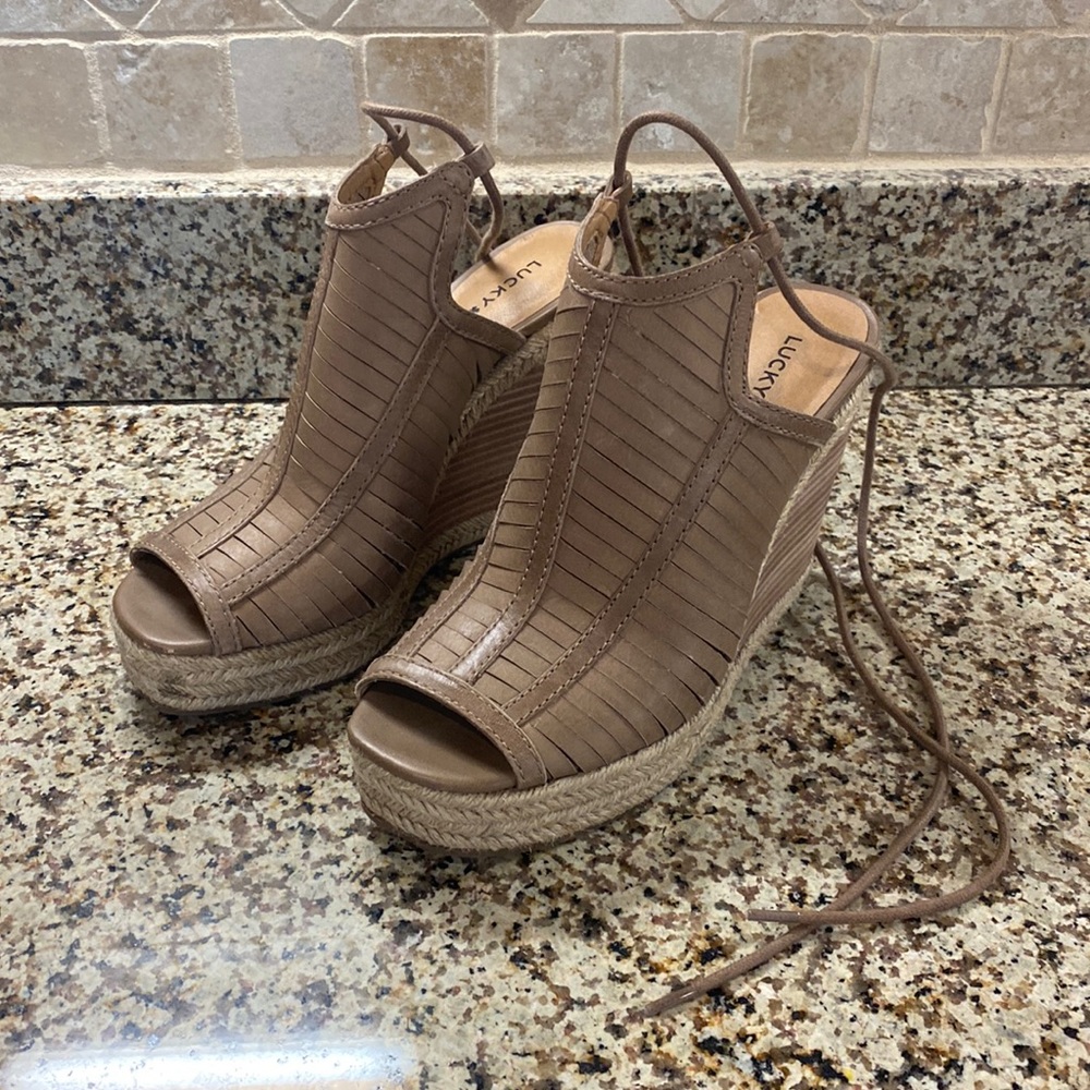 Lucky Brand sandals